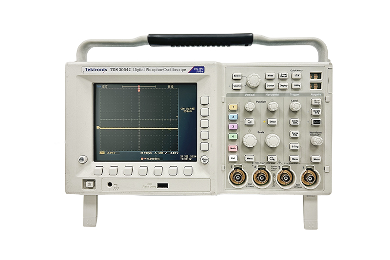Tektronix泰克 TDS3054C 數(shù)字示波器100MHz到500MHz四通道